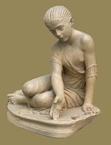 Roman statue of girl playing astragaloi